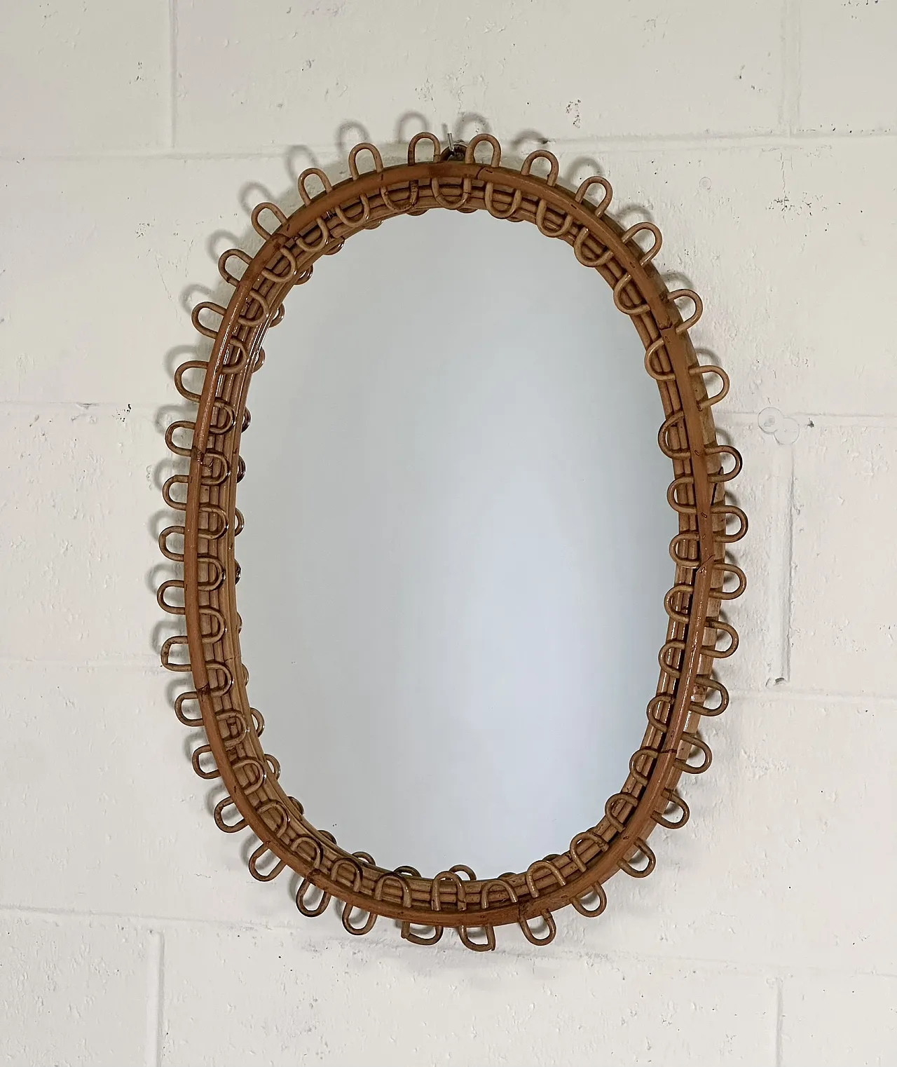 Specchio ovale in giunco e bambù, anni '70 8