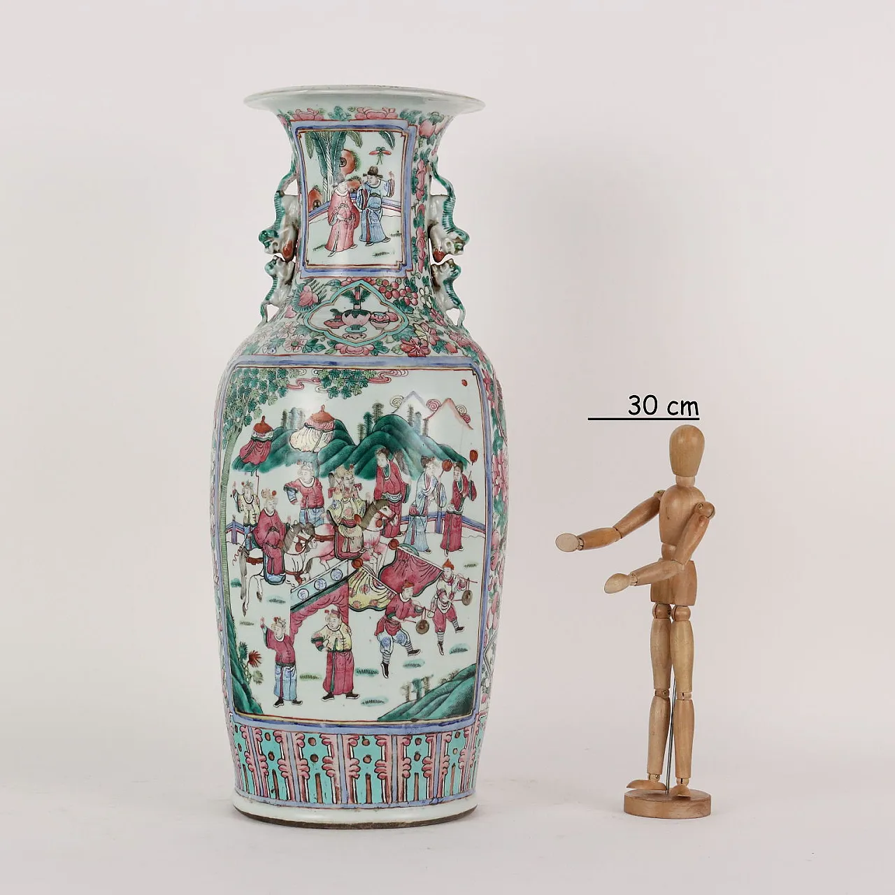 Canton baluster vase, mid-20th century 2