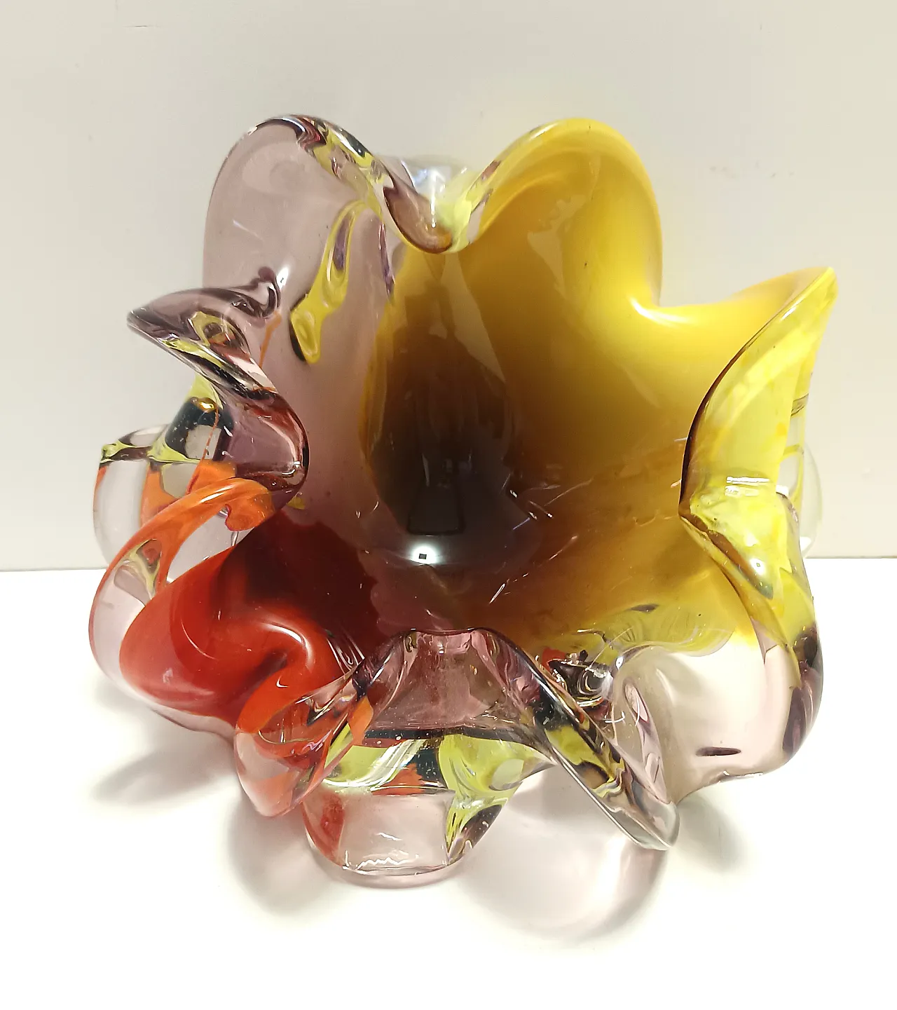 Posacenere in vetro di Murano policromo attr. a Toso, anni '60 1