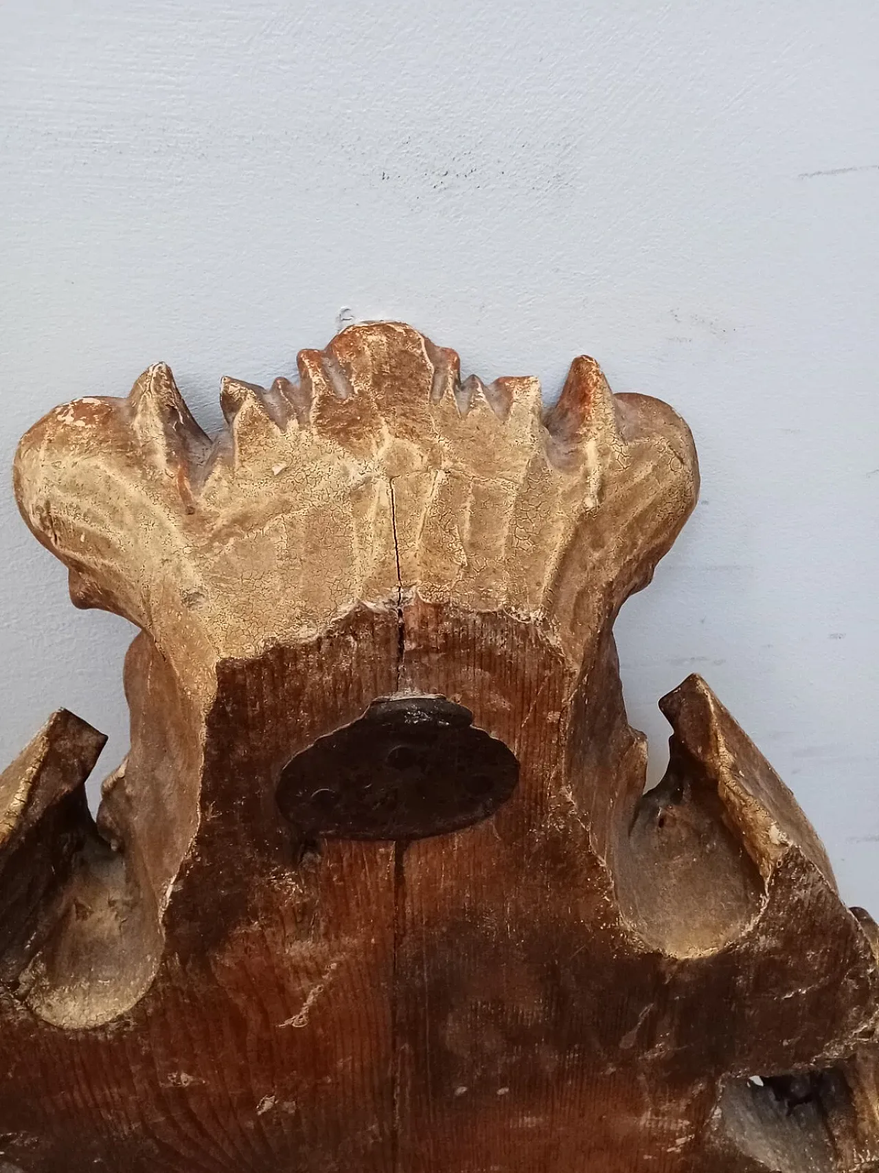 Specchiera in stile Luigi XV in legno dorato, fine '800 13