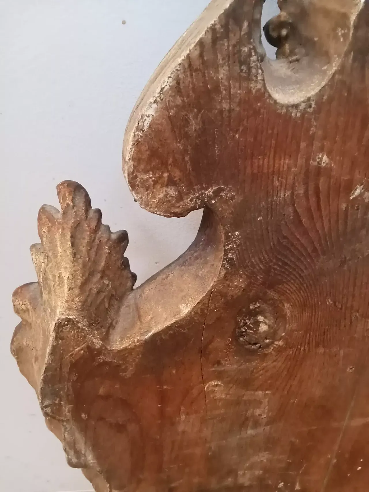 Specchiera in stile Luigi XV in legno dorato, fine '800 14