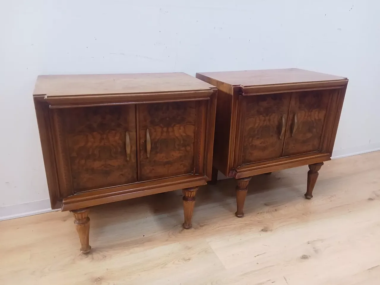Pair of Art Deco bedside tables, 1930s 4
