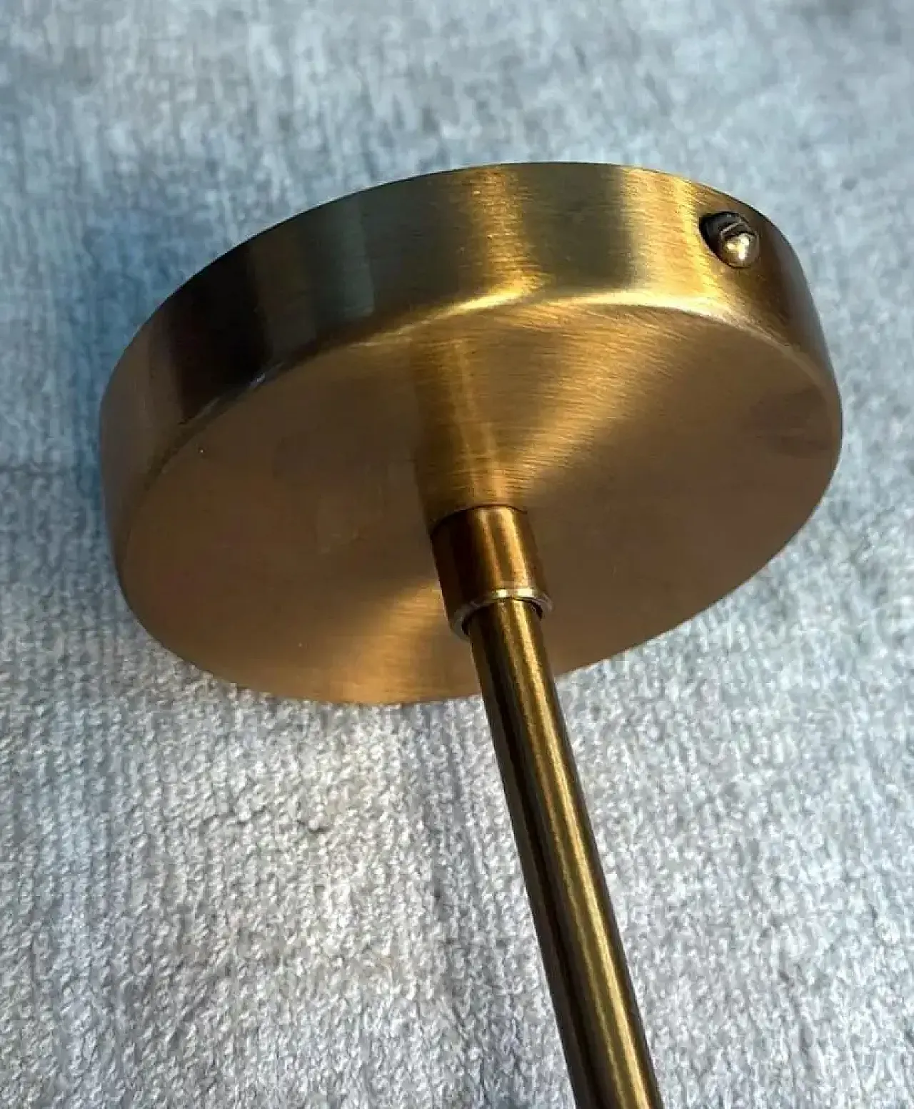 Coppia di applique in metallo e ottone in stile Stilnovo, anni 2000 14