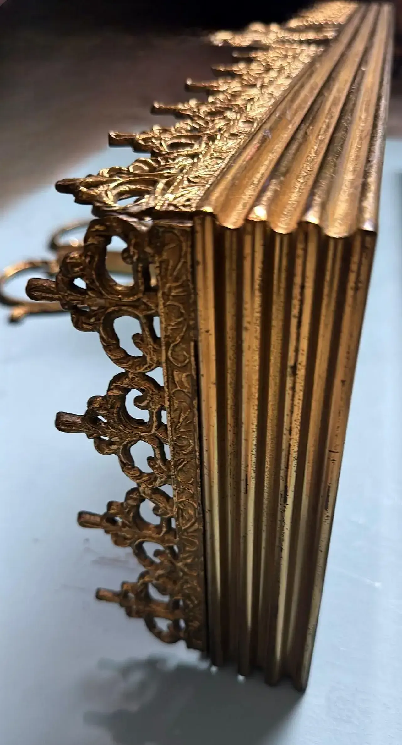 Console a parete in stile Luigi XVI con piano in marmo, anni '30 14