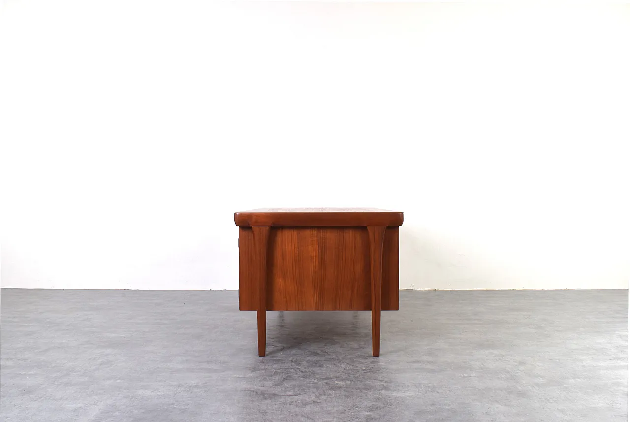 Danish Teak Freestanding Desk by Ib Kofod-Larsen for Faarup Møbelfabri 10
