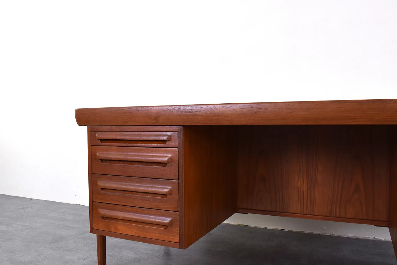 Danish Teak Freestanding Desk by Ib Kofod-Larsen for Faarup Møbelfabri 15