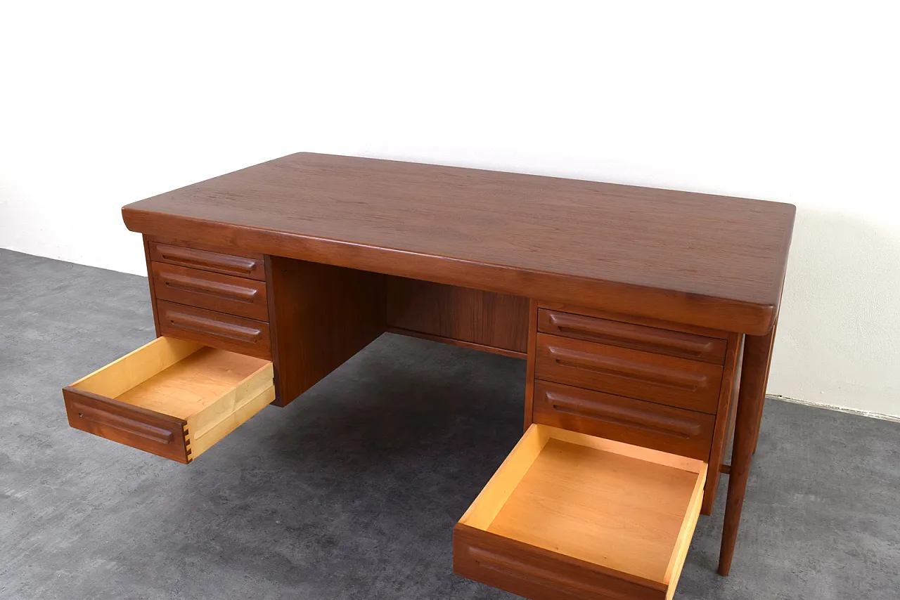 Danish Teak Freestanding Desk by Ib Kofod-Larsen for Faarup Møbelfabri 22