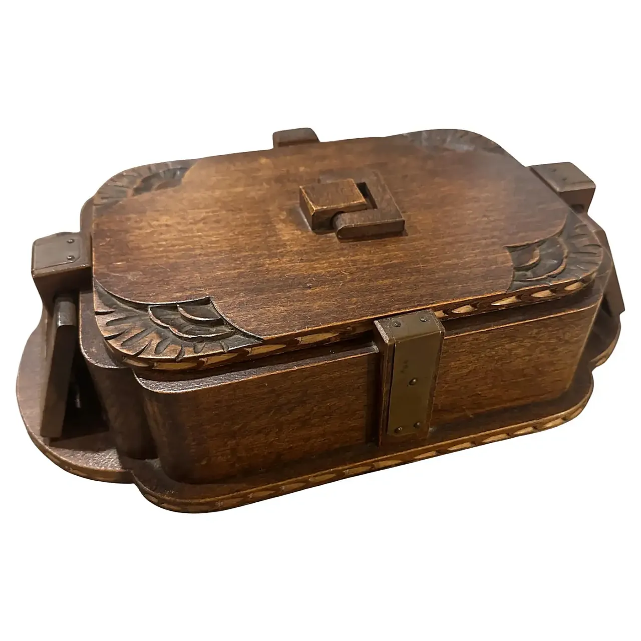 Oak box, hand-carved, 1930s 1