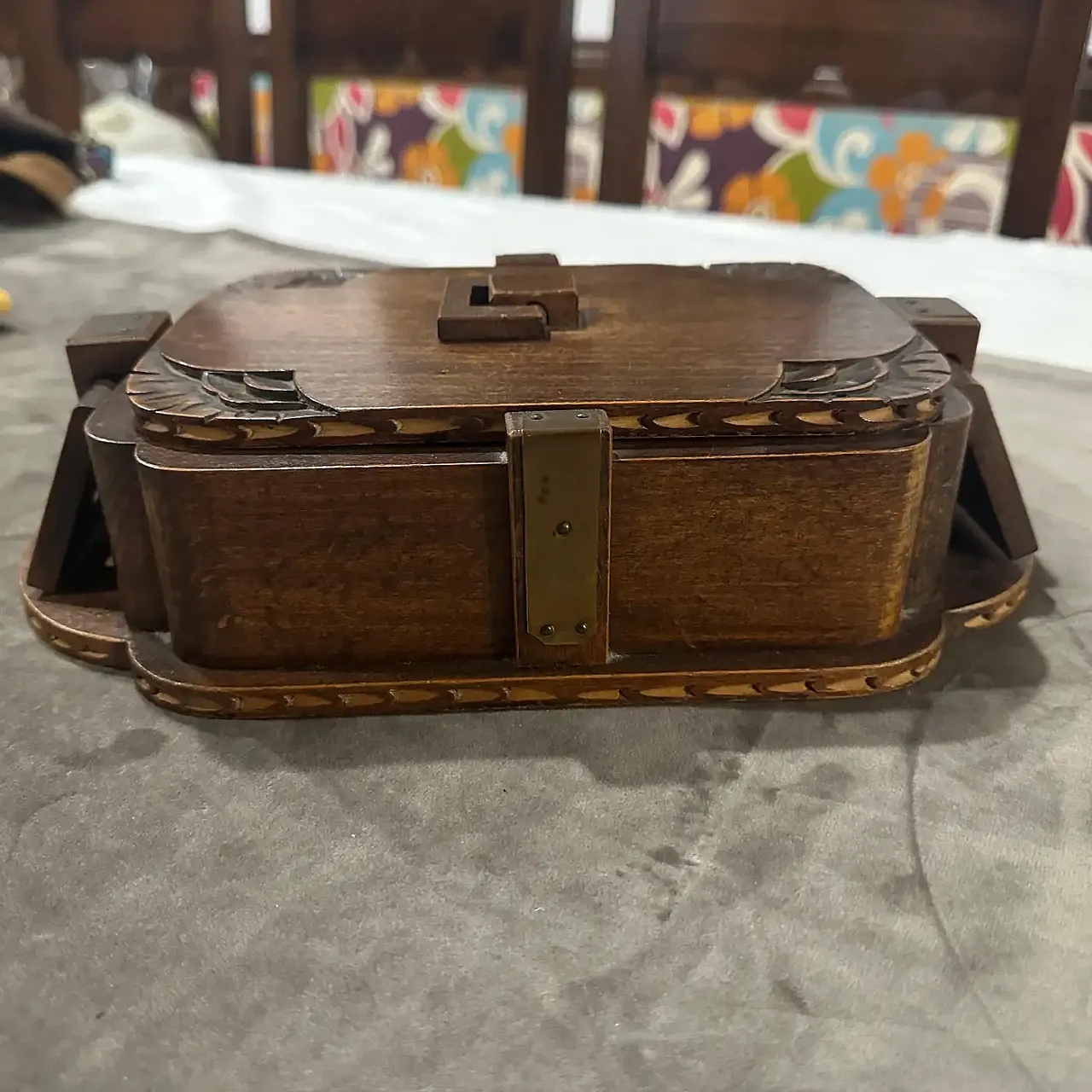 Oak box, hand-carved, 1930s 10