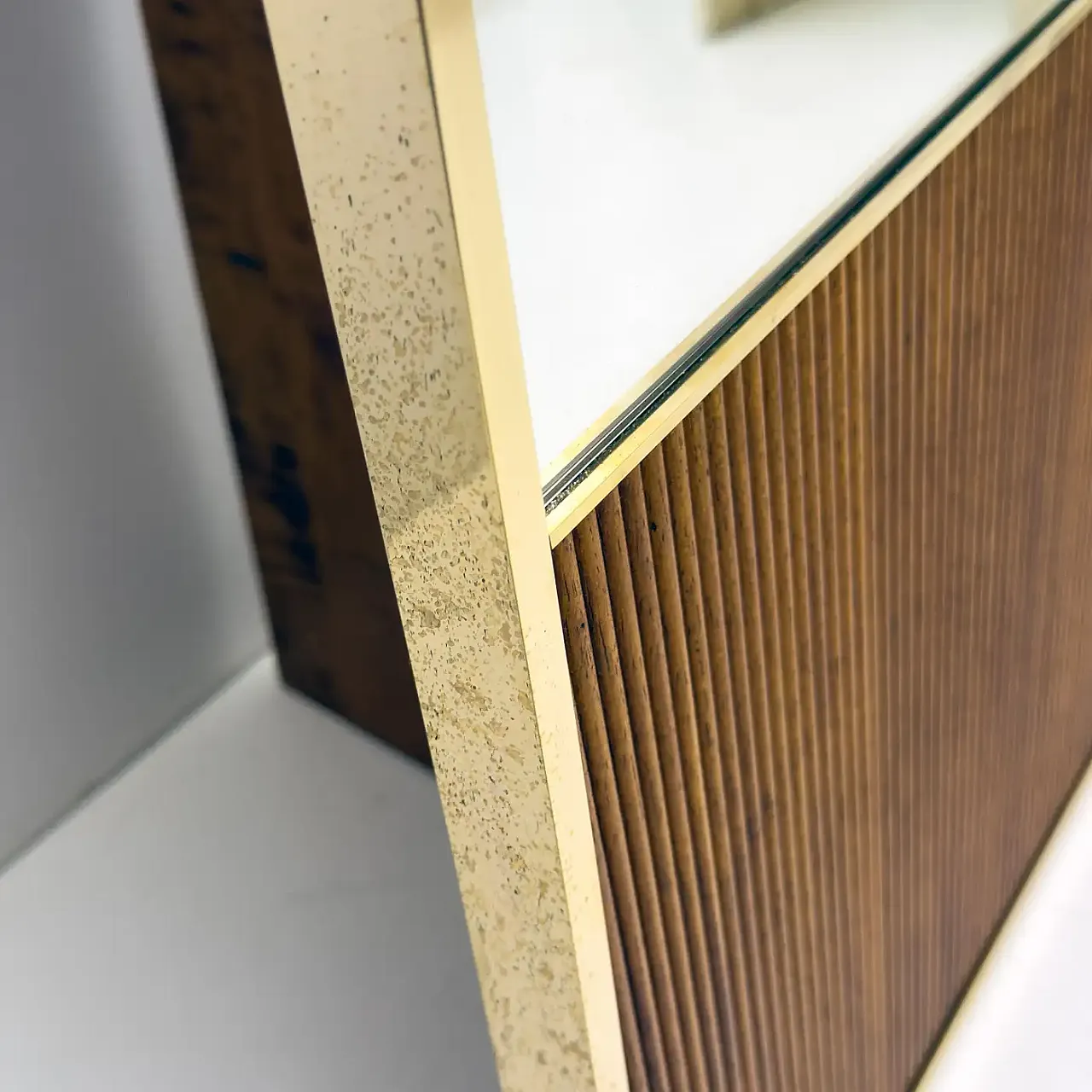 Specchio da terra in ottone e legno, anni '70 5