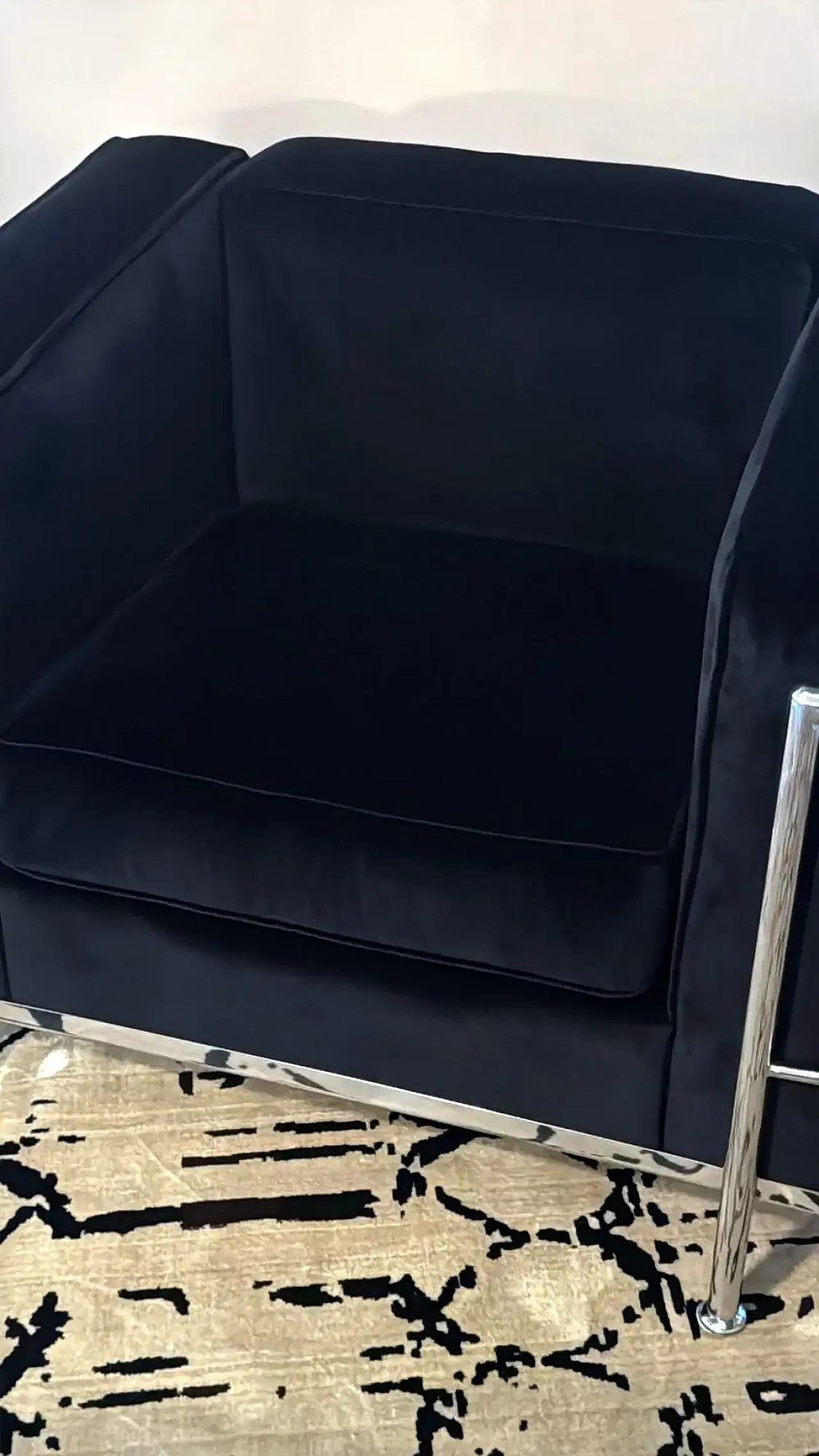 Poltrona in stile Le Corbusier in velluto e acciaio, fine '900 10