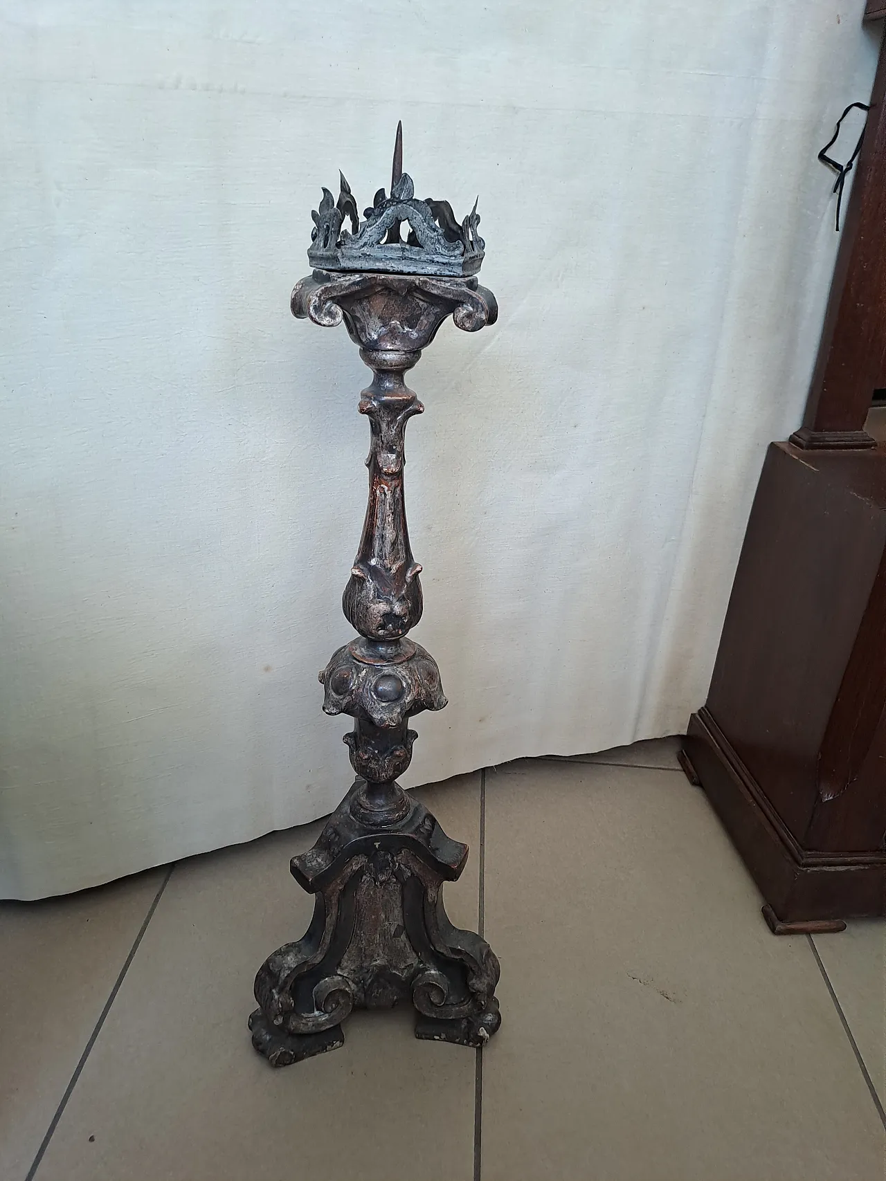 Candeliere in legno, '600 1