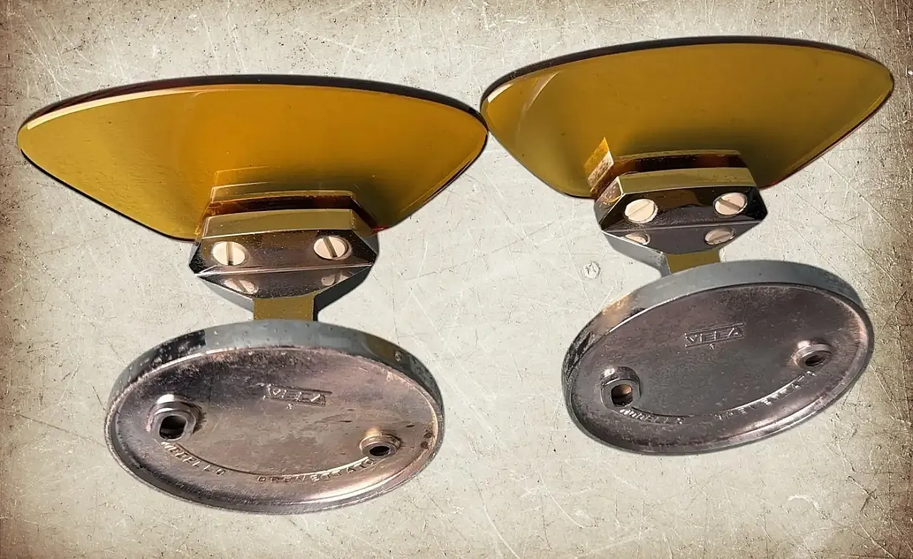 Coppia di ganci da parete di Veca per Fontana Arte, anni '70 5