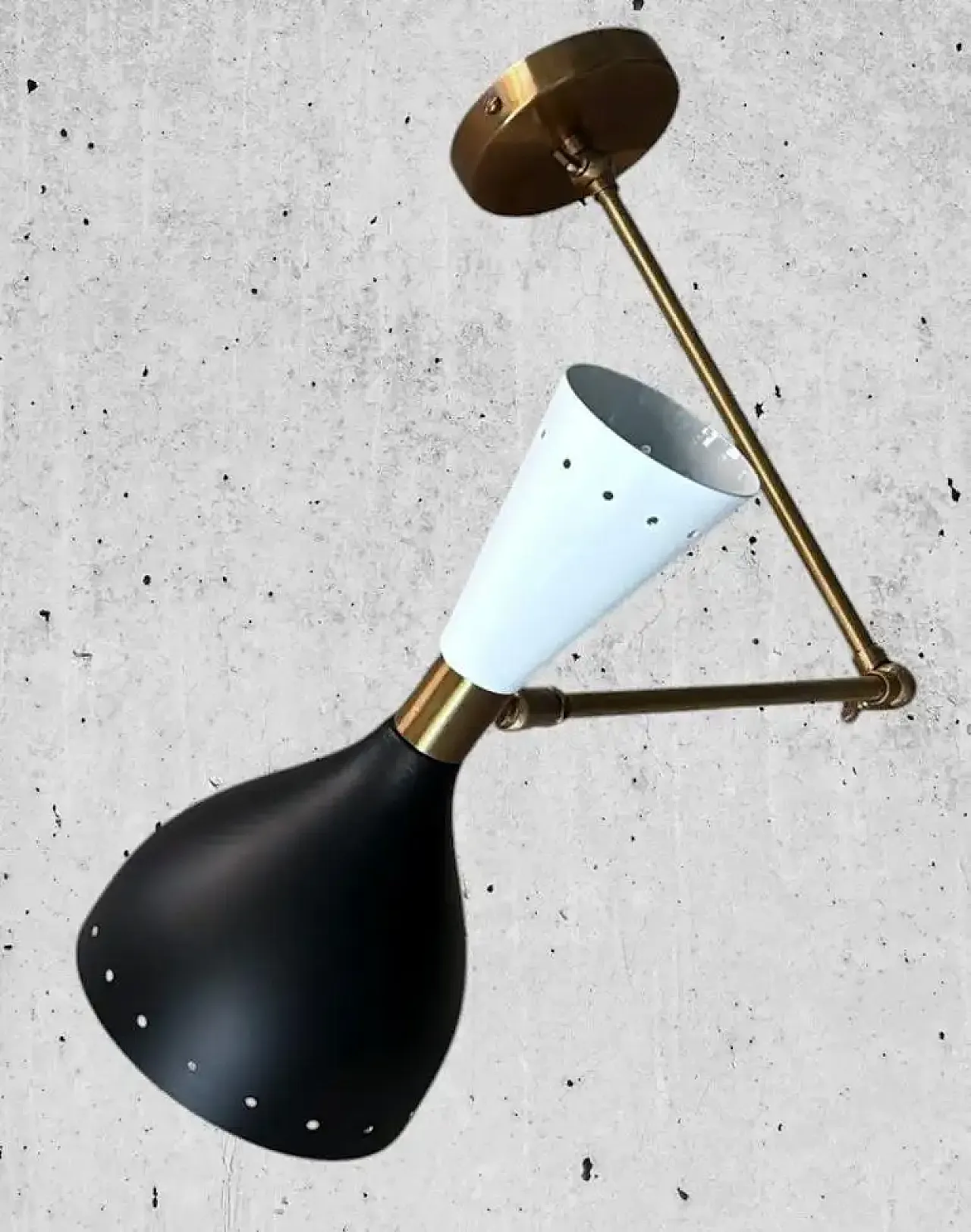 Coppia di applique in ottone e metallo in stile Stilnovo, anni 2000 9