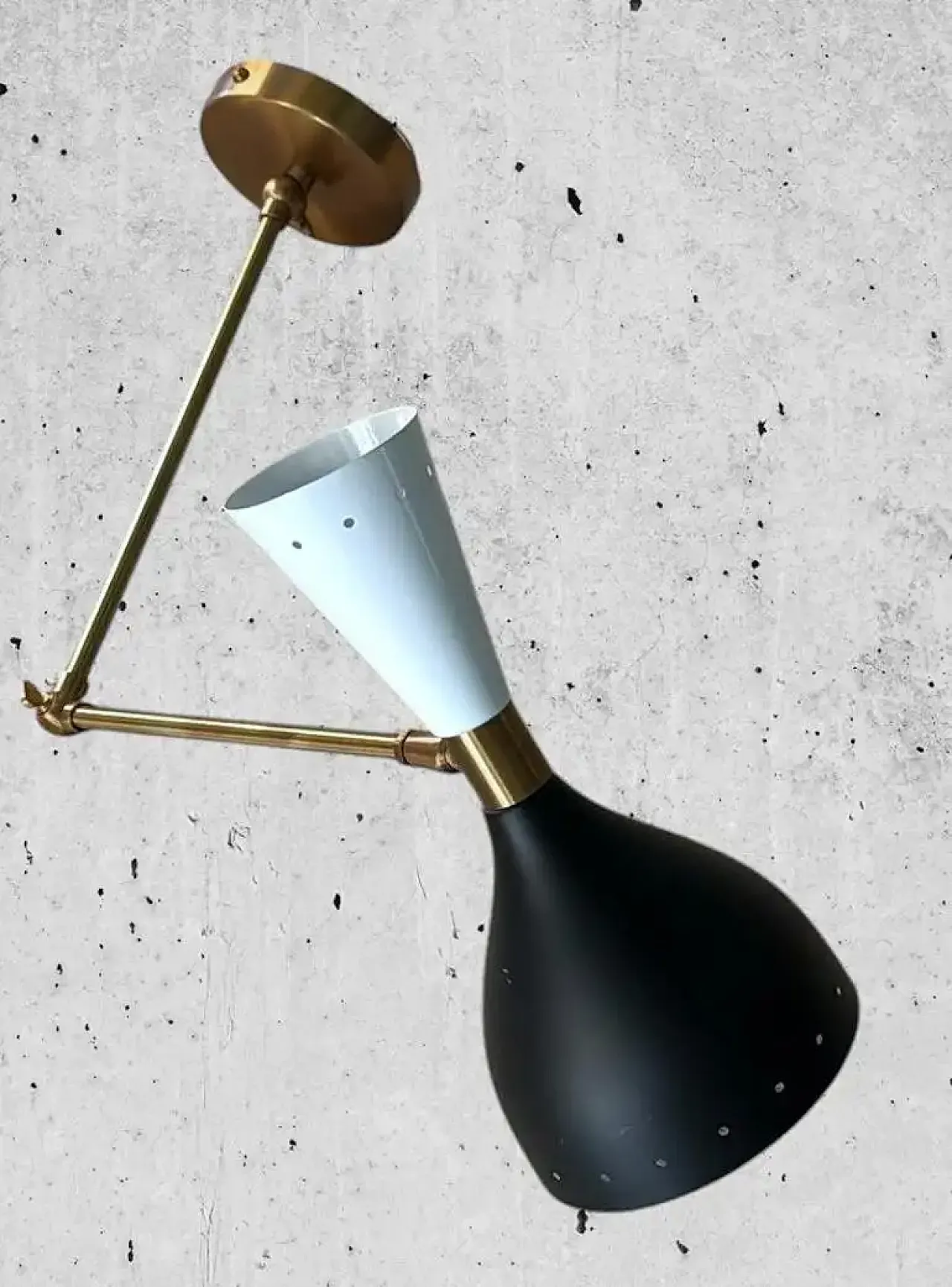 Coppia di applique in ottone e metallo in stile Stilnovo, anni 2000 10