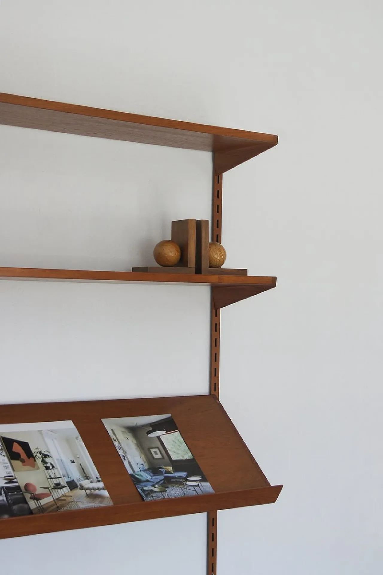 Mensole e scrivania di Kai Kristiansen per FM Mobler, anni '60 5