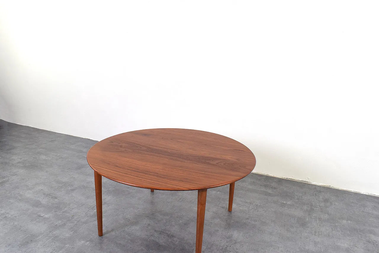 Mid-Century Teak Coffee Table by Rolf Rastad & Adolf Relling for Gusta 6