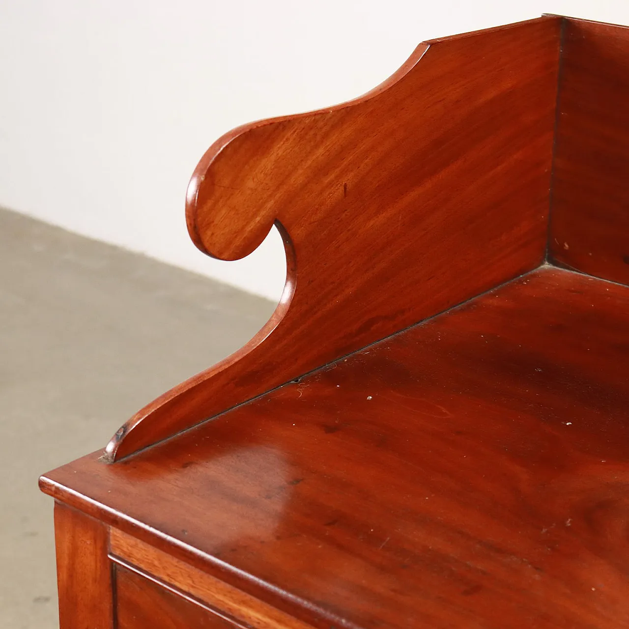 English mahogany toilet with ceramic bowl, mid-19th century 4