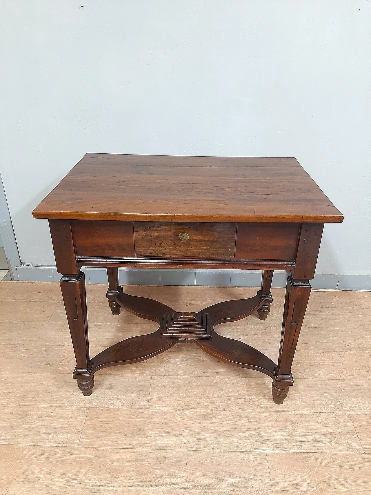 Walnut Desk Table And Cherry Style Louis XVI, era '800 1