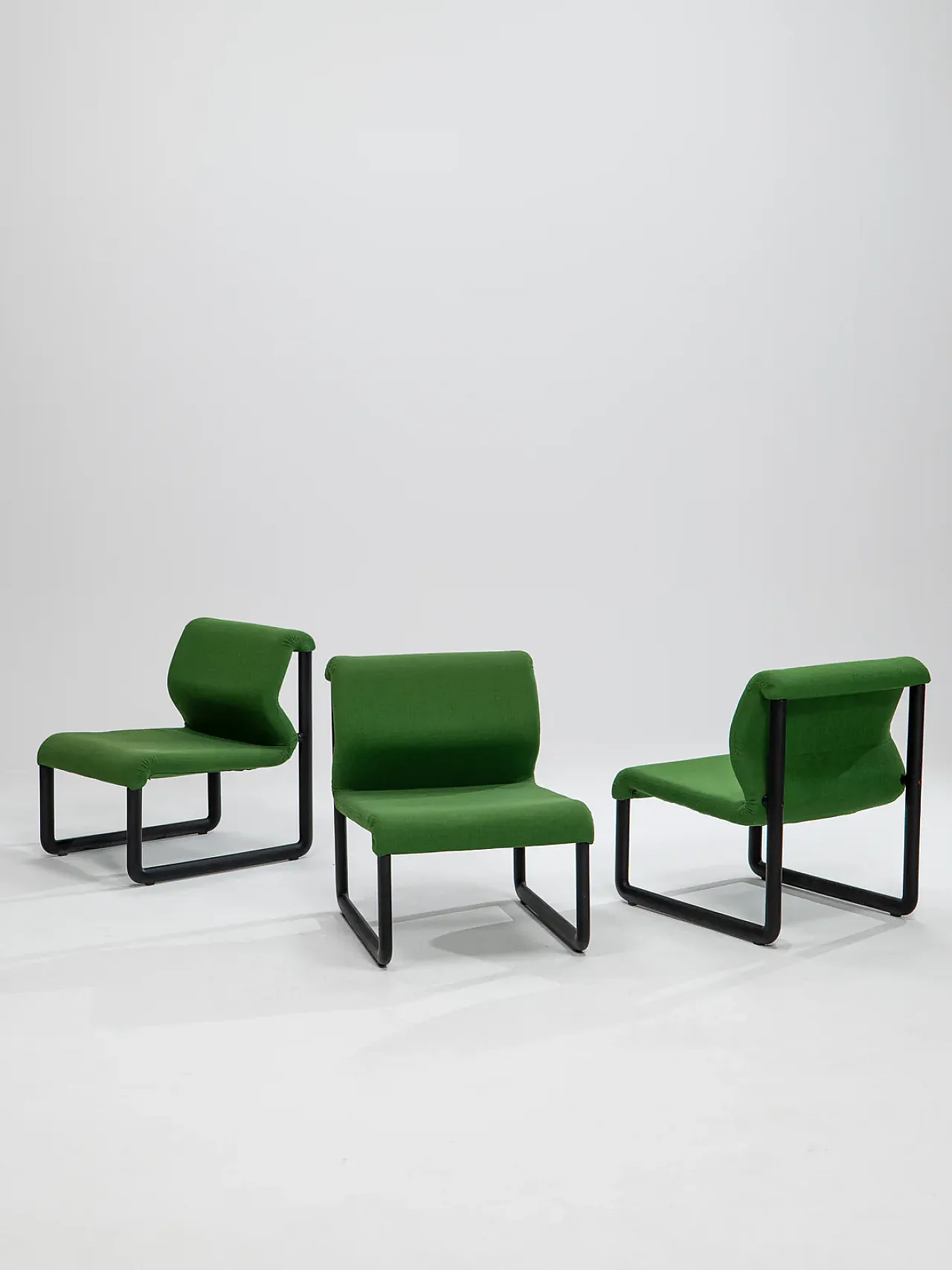 3 Lounge chairs by Tecno, 1980s 5