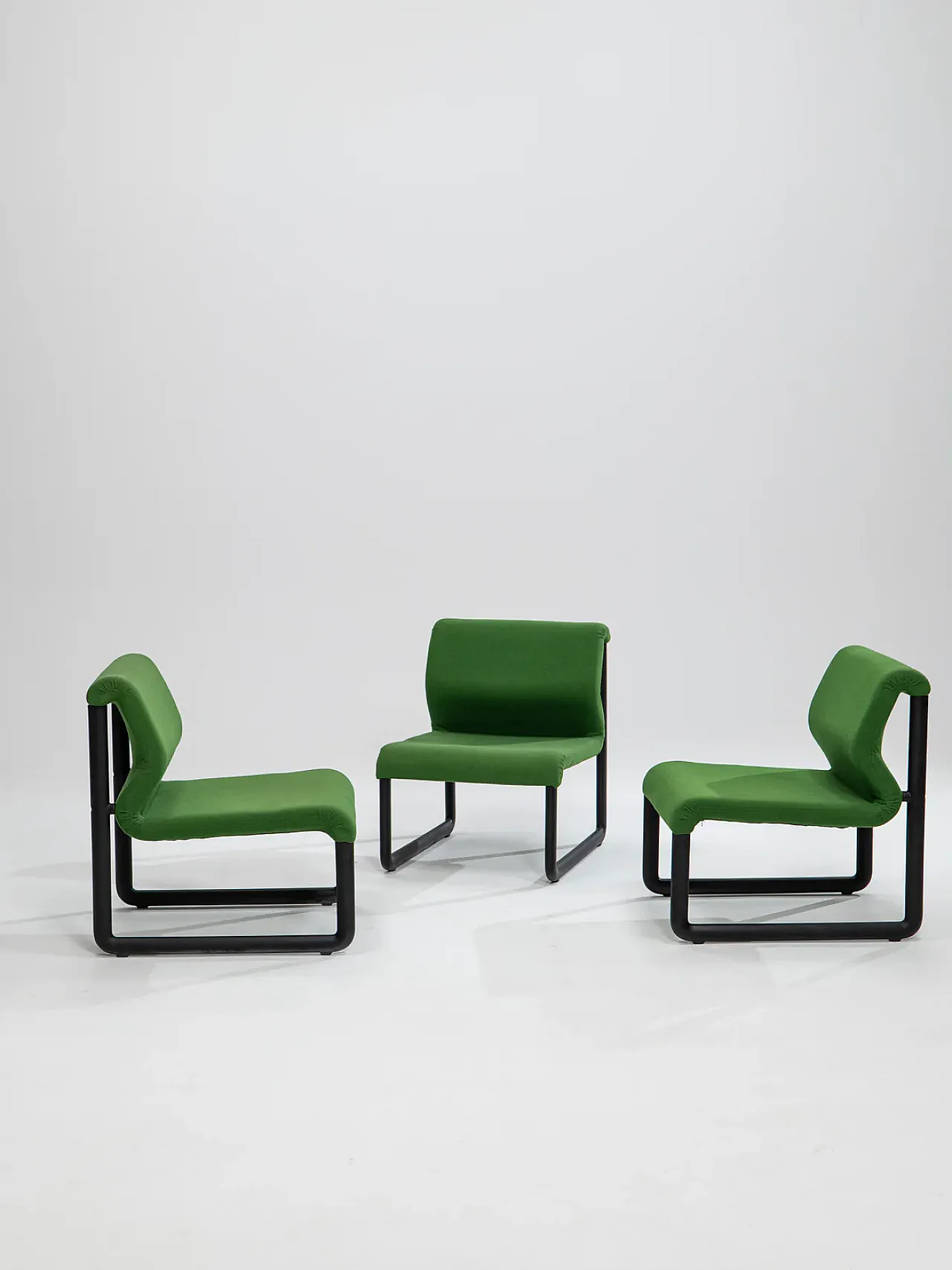 3 Lounge chairs by Tecno, 1980s 7