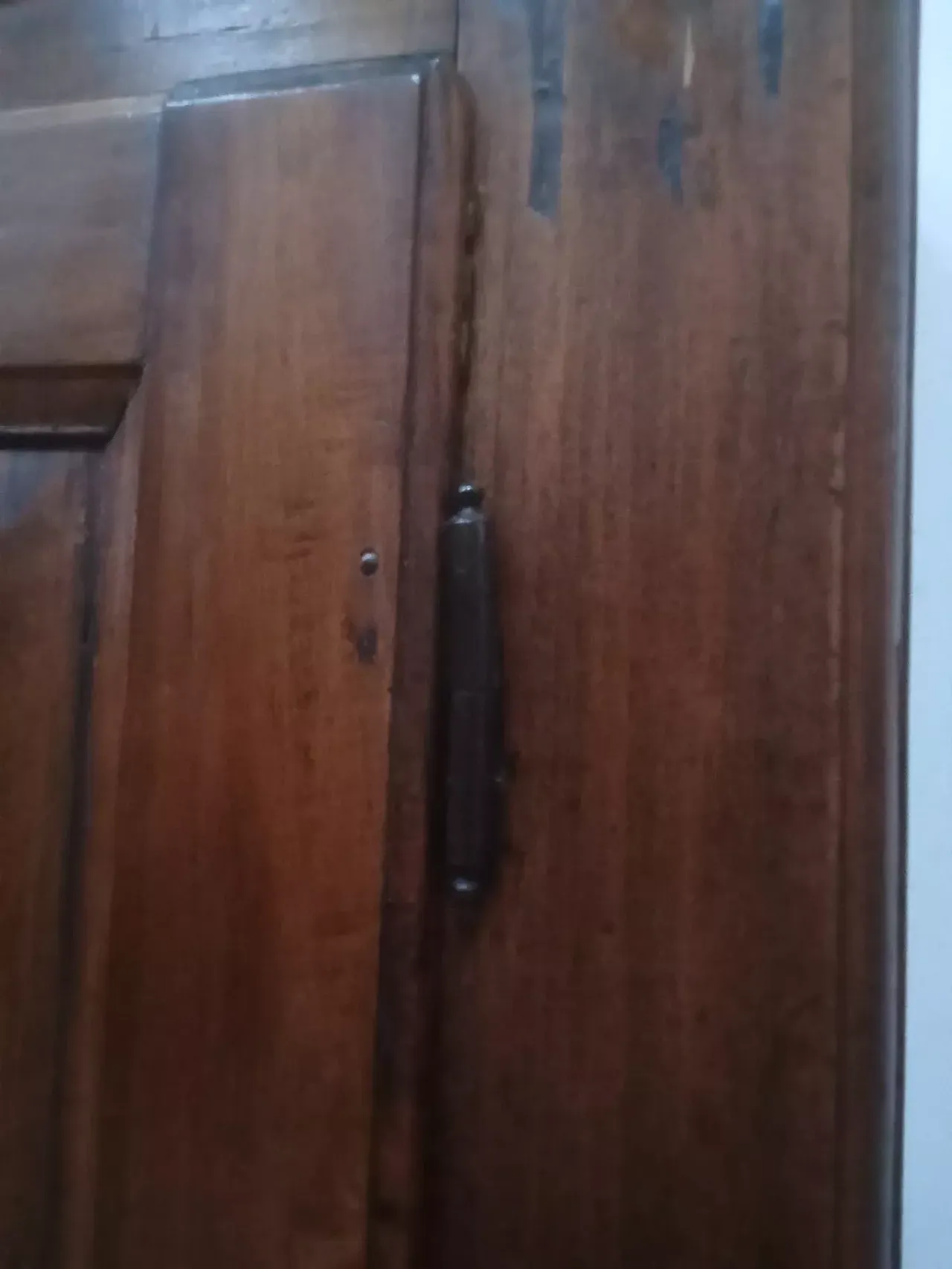 Large poplar sideboard, late '800 8