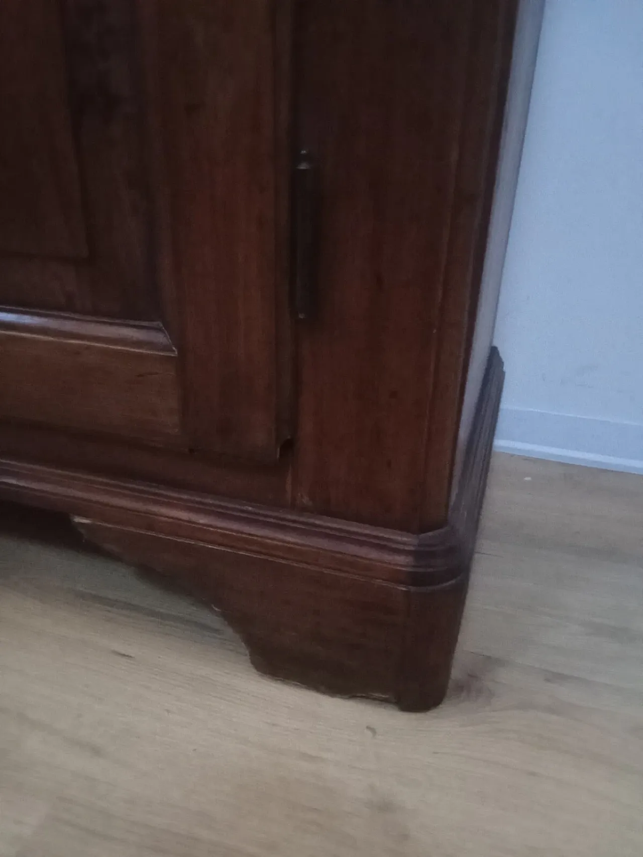 Large poplar sideboard, late '800 11