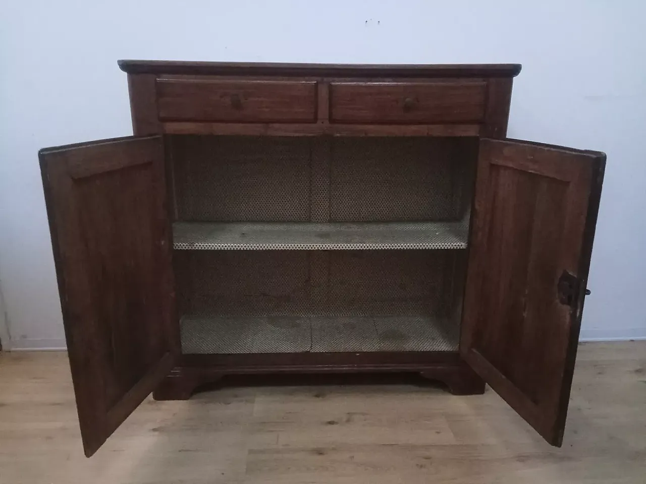 Large poplar sideboard, late '800 13