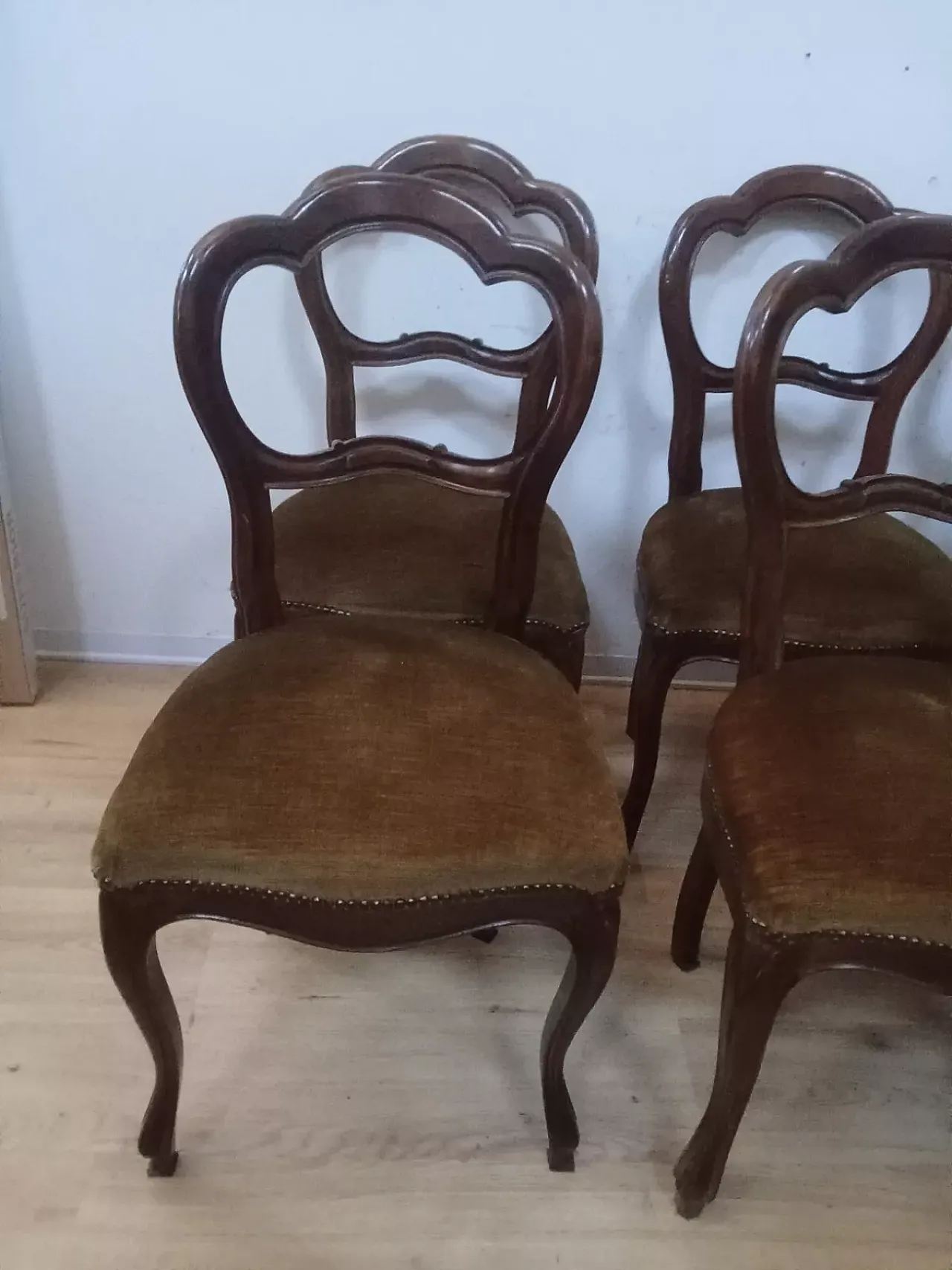 6 Louis Filippo style chairs, mid-20th century 3