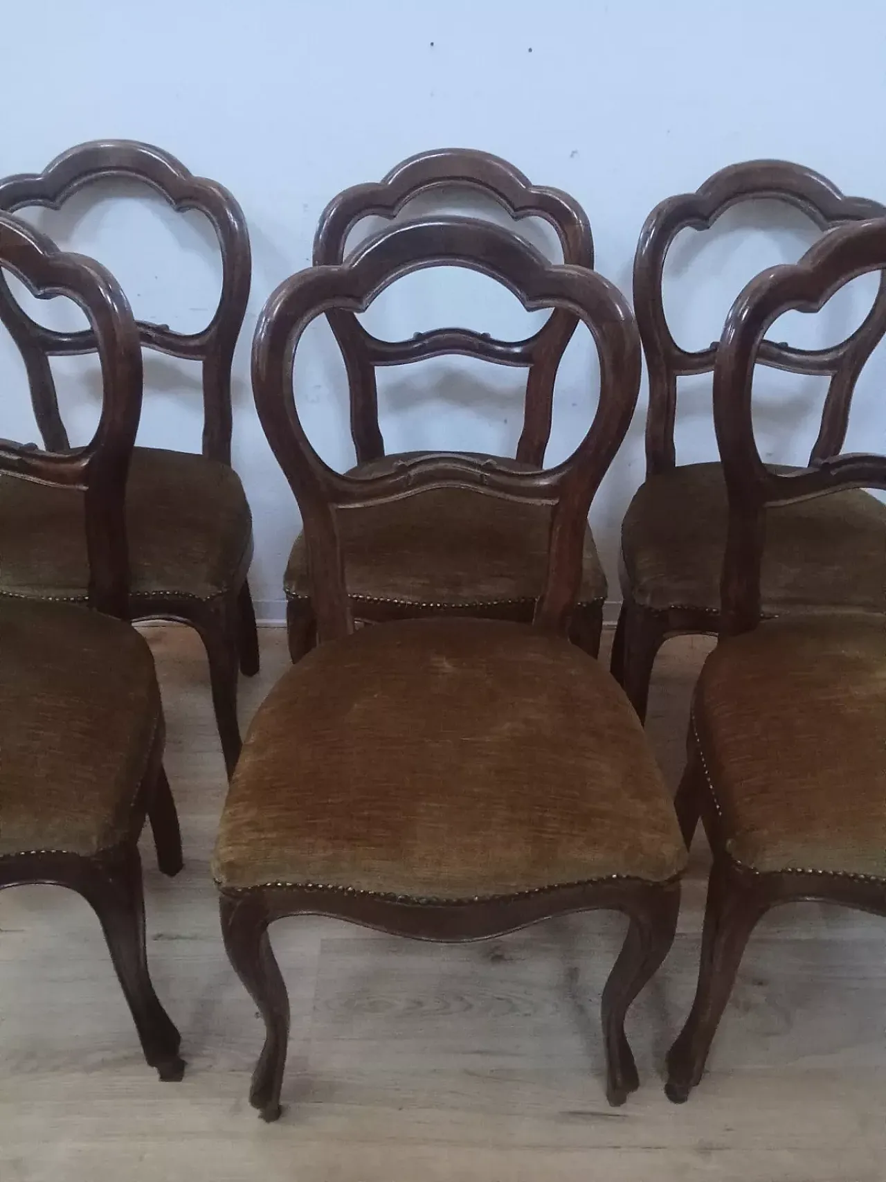 6 Louis Filippo style chairs, mid-20th century 4