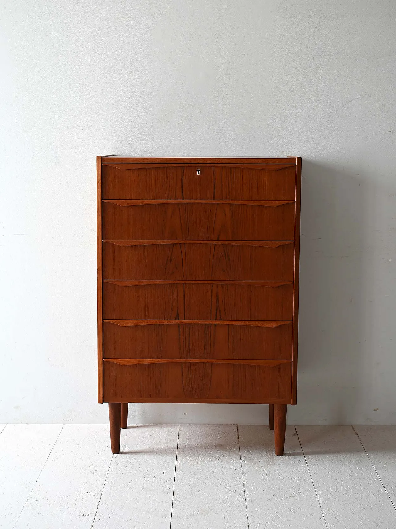 Scandinavian chest of drawers, 60s 2