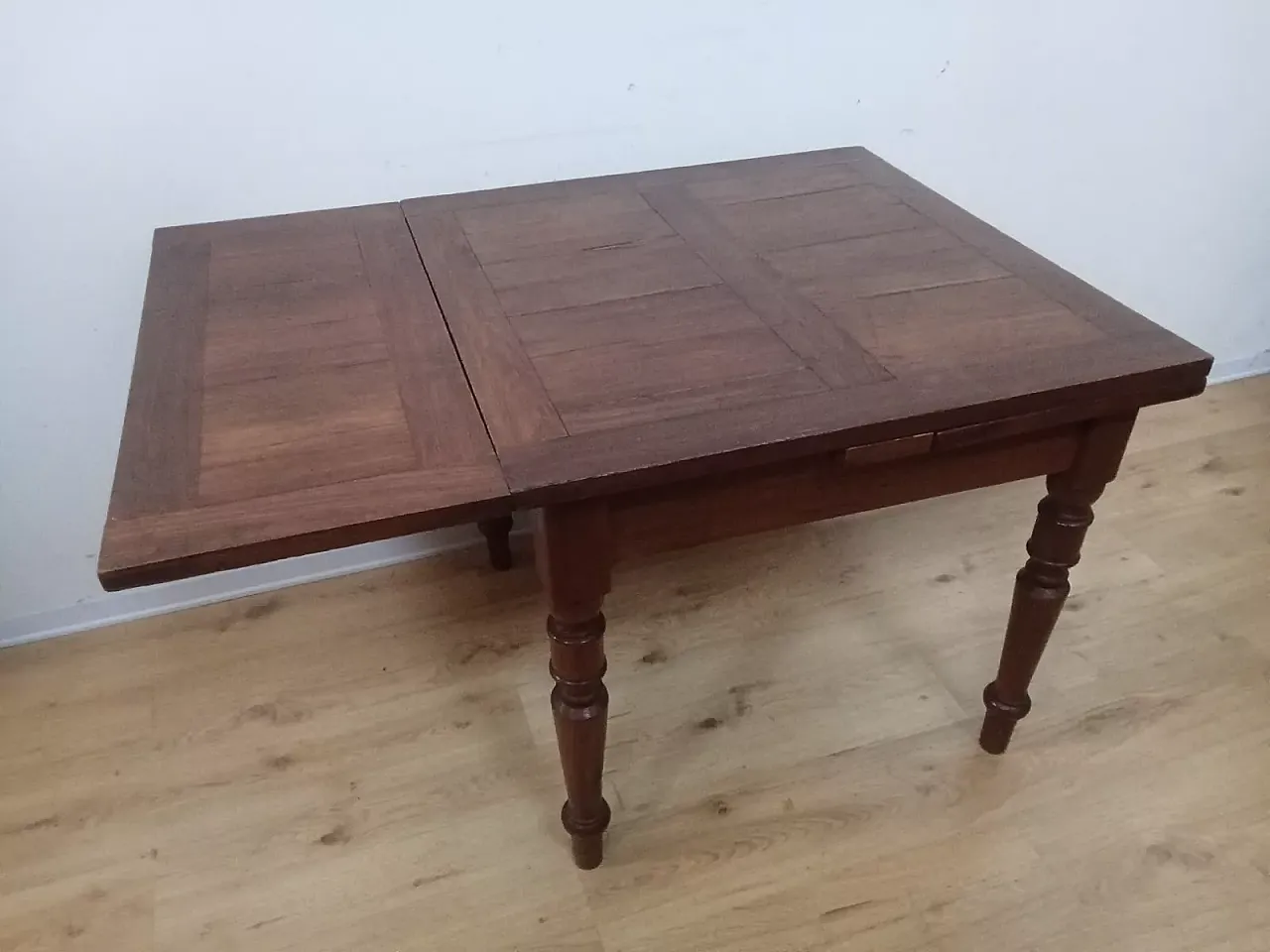 Tavolo allungabile in legno massello, inizi '900 11