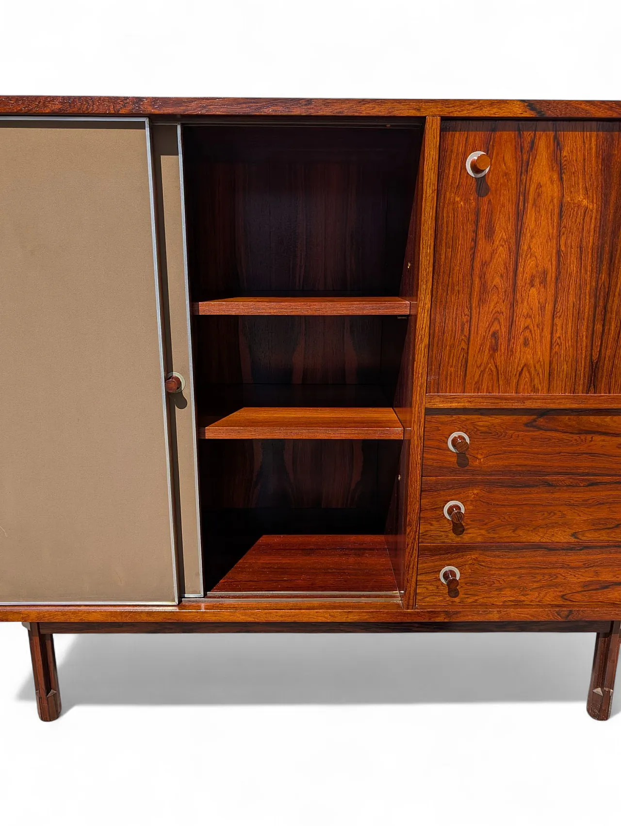 Mobile bar creato da G. Coslin per 3V Arredamenti, Italia anni 60 15