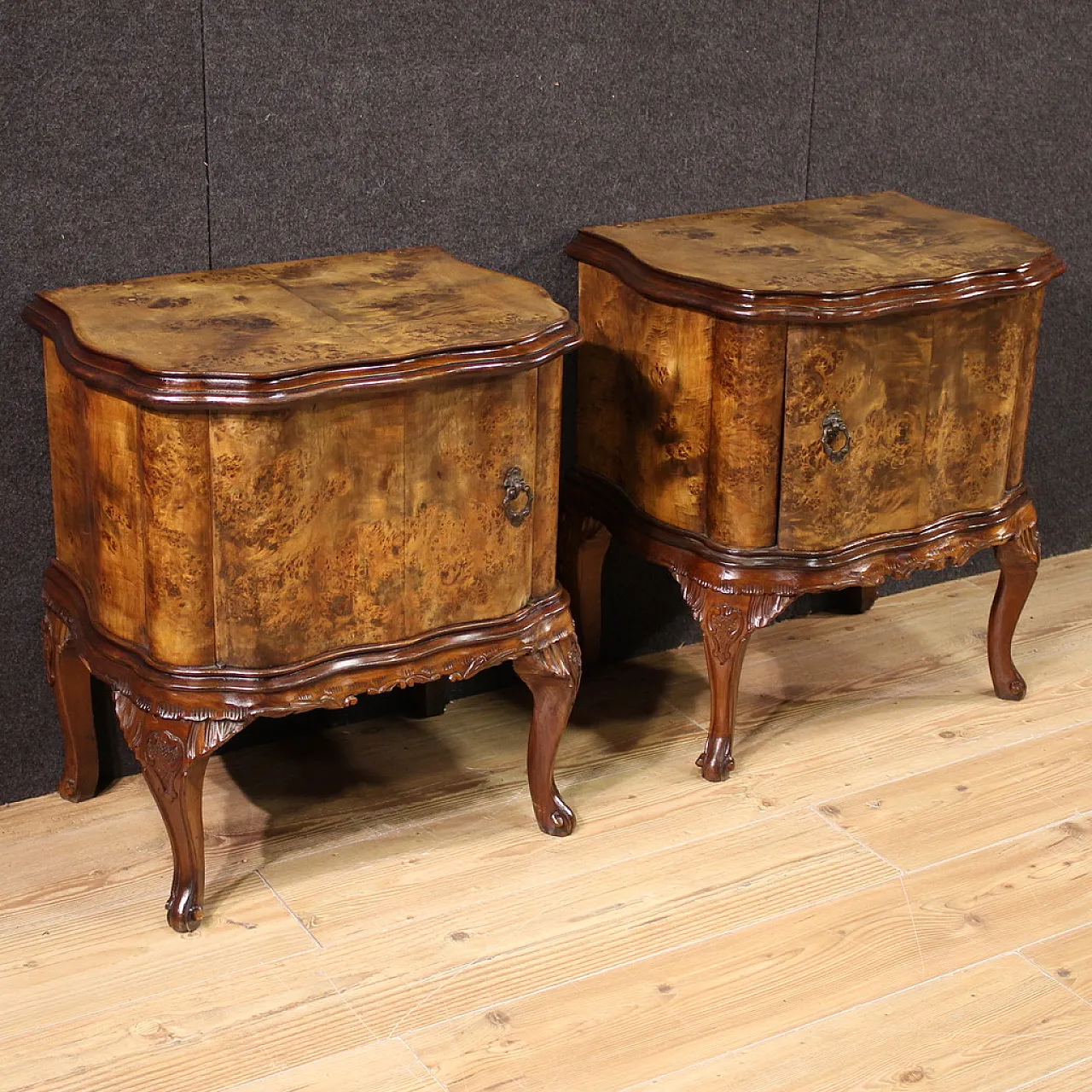 Pair of bedside tables in antique style, 20th century 1