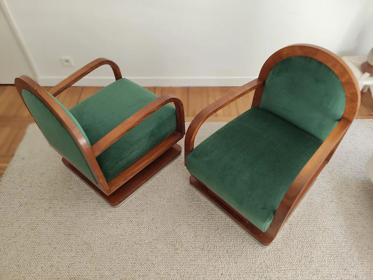 Pair of Art Deco armchairs in wood and mohair velvet, 1940s 5