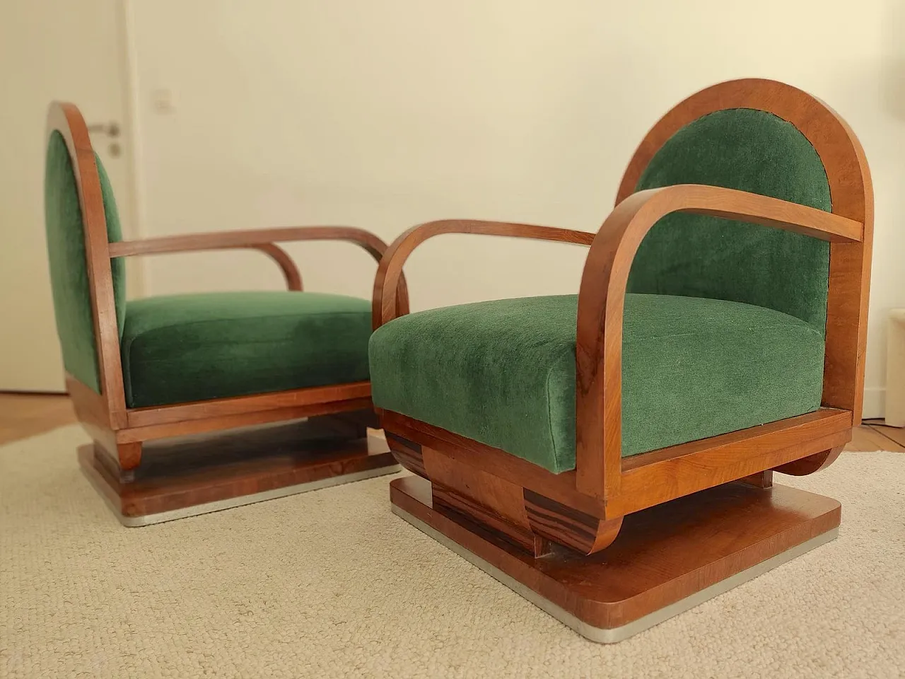 Pair of Art Deco armchairs in wood and mohair velvet, 1940s 6