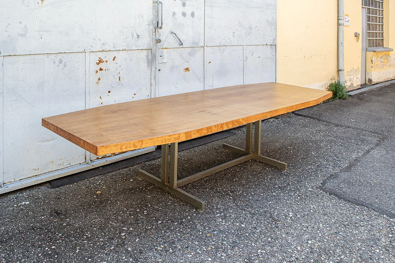 Tavolo da riunione grande in acciaio nichelato e legno, anni '60 1