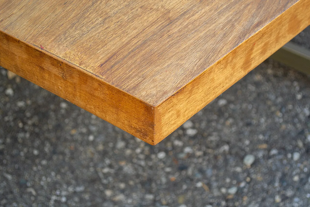 Tavolo da riunione grande in acciaio nichelato e legno, anni '60 3