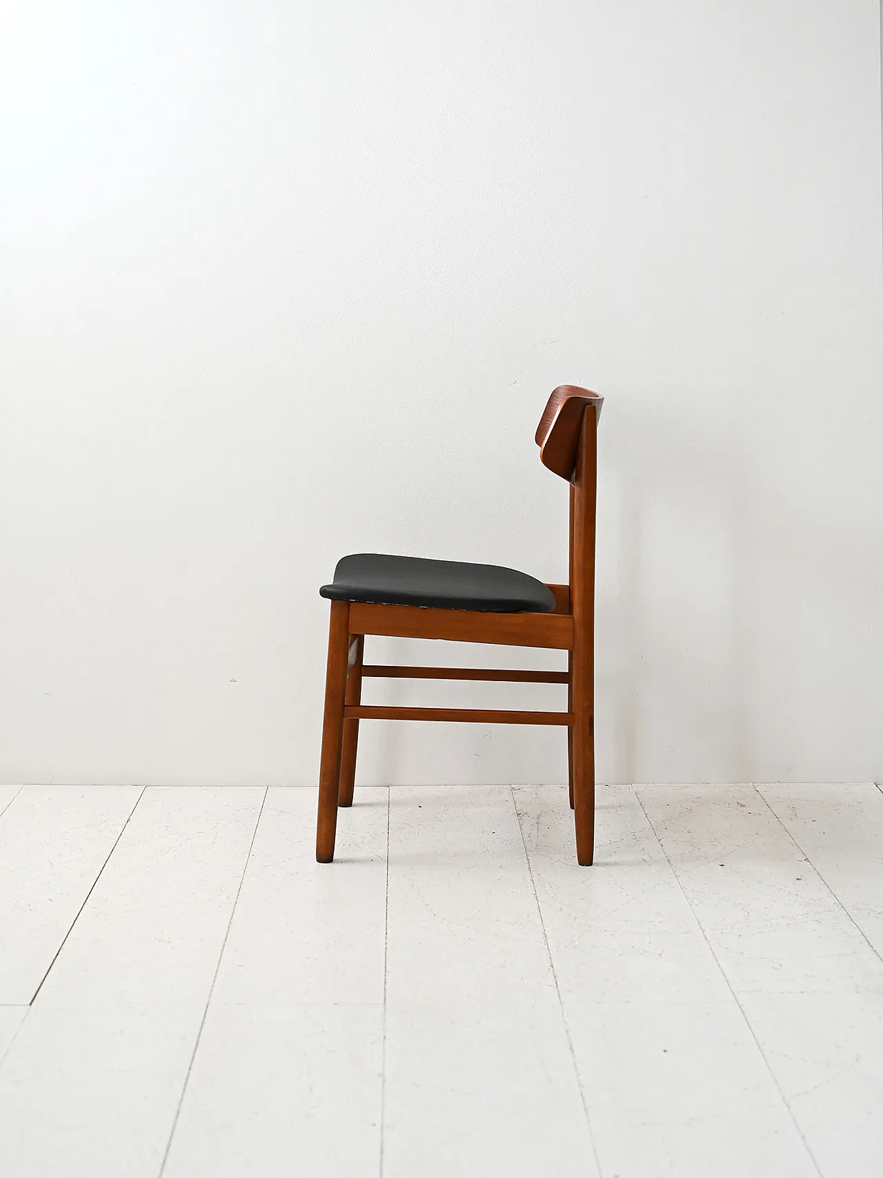 4 nordic Teak chairs, 60s 5