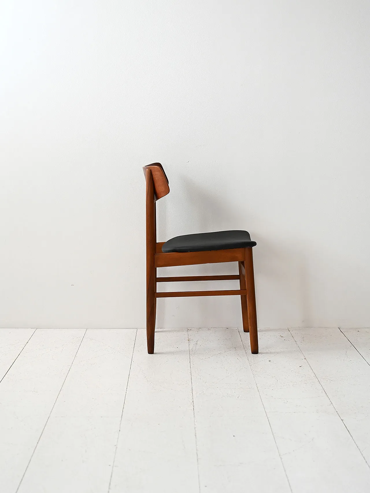 4 nordic Teak chairs, 60s 9