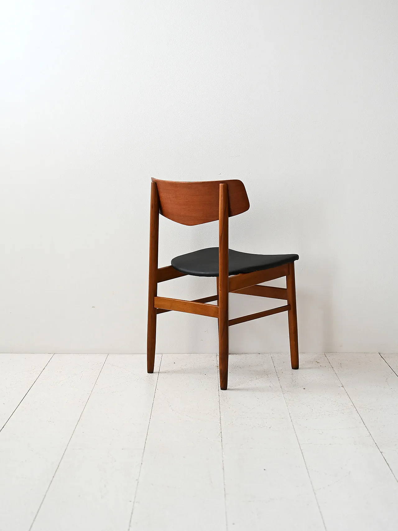 4 nordic Teak chairs, 60s 10