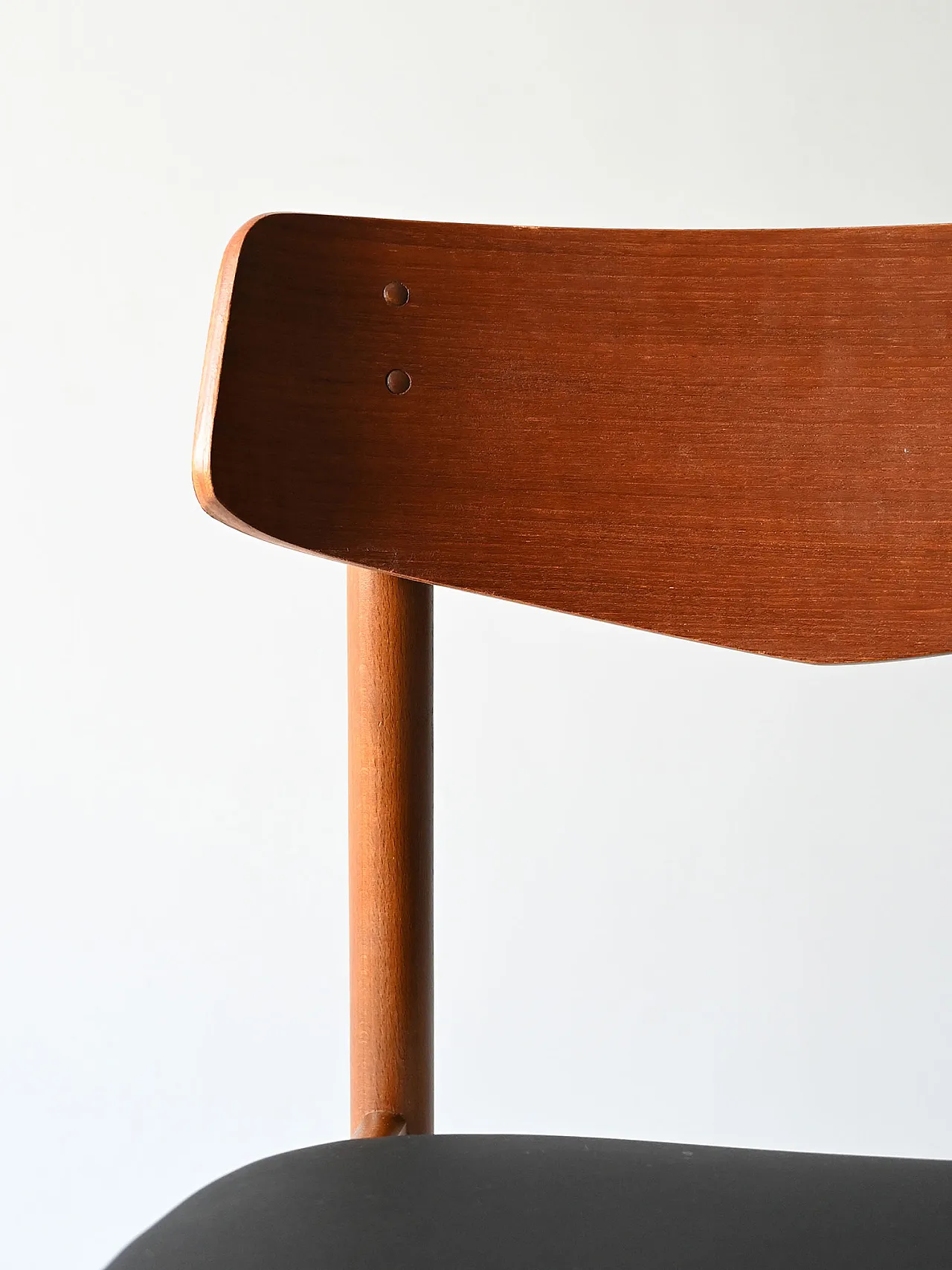 4 nordic Teak chairs, 60s 12