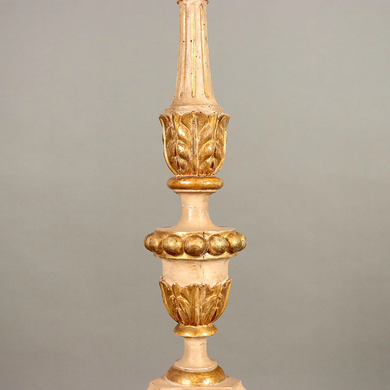 Carved Candelabra in gilded wood, 19th century 4