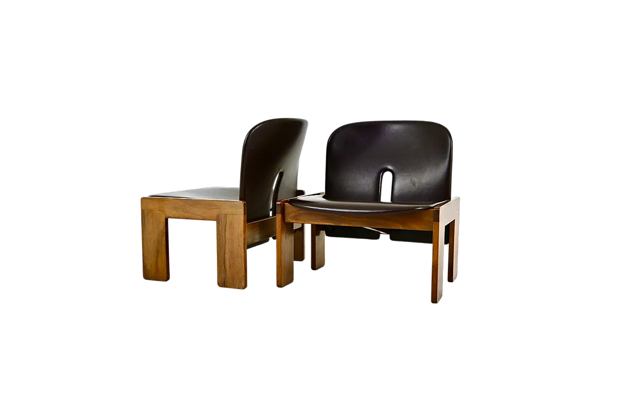 Coppia di 925 sedie di Afra e Tobia Scarpa per Cassina, anni '70 14