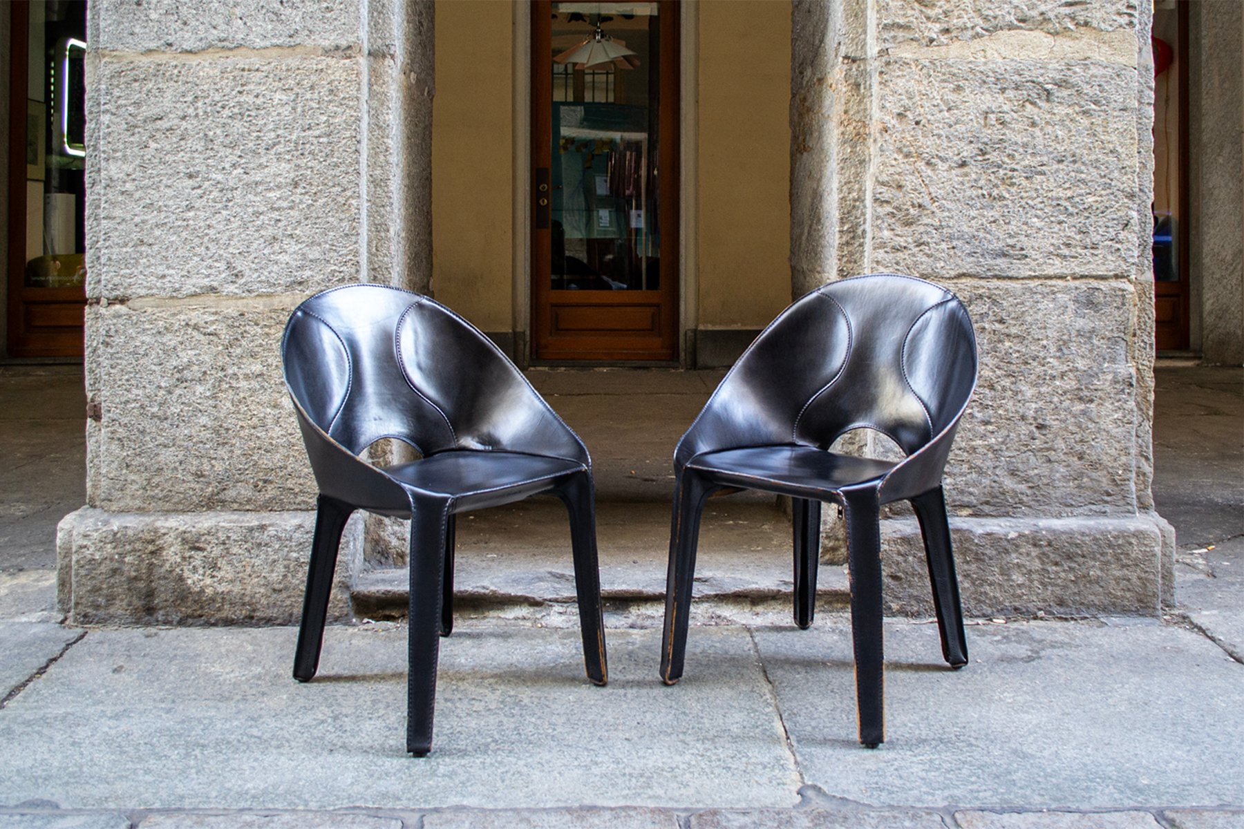 Sedie Lira e Liuto in pelle di Mario Bellini per Cassina, anni '80