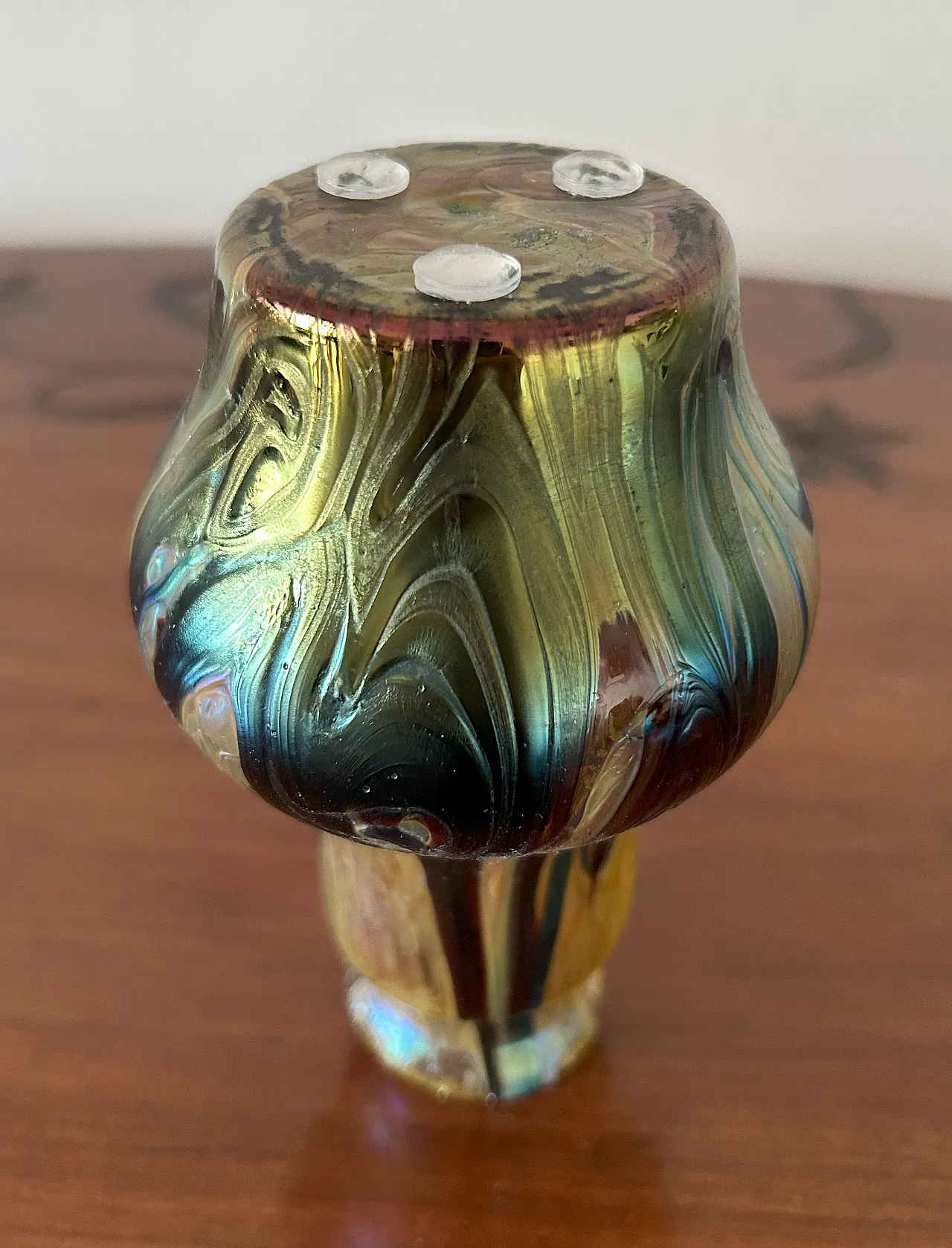 Vaso in vetro iridescente Art Nouveau, anni '20 16