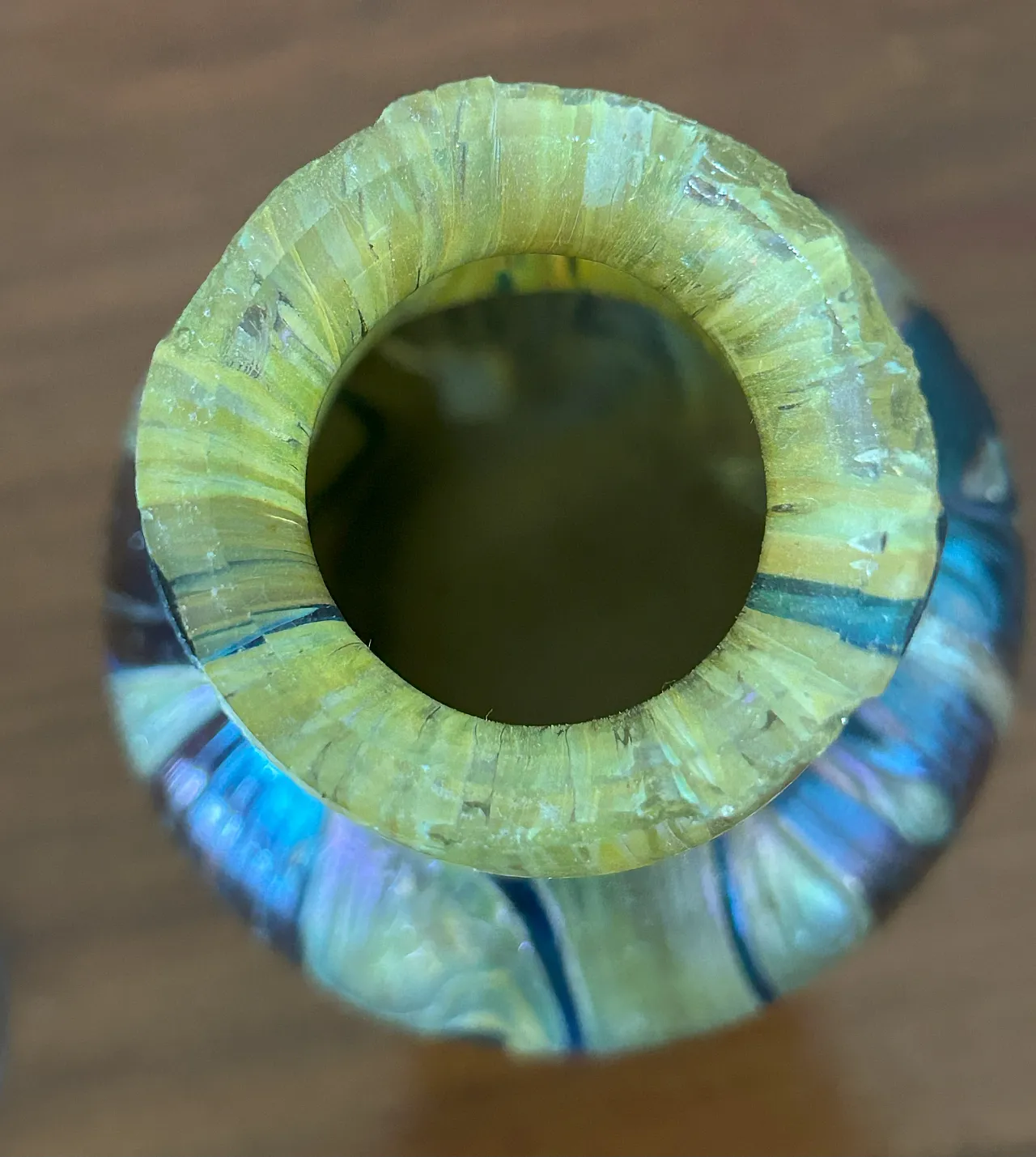 Vaso in vetro iridescente Art Nouveau, anni '20 21