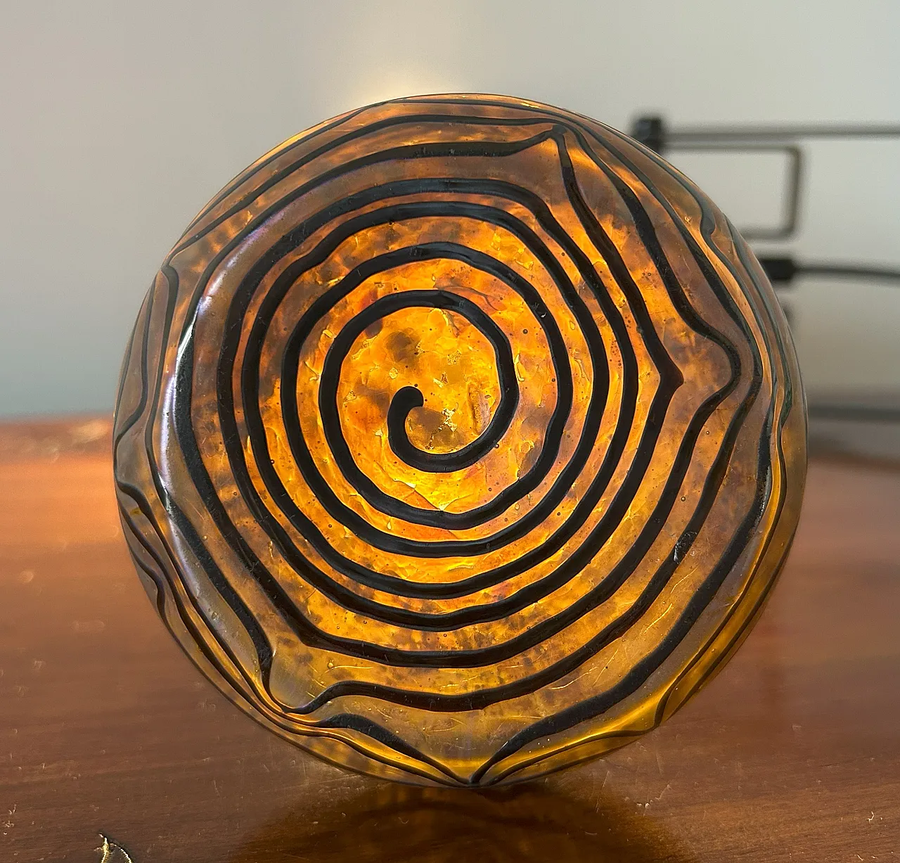 Vaso in vetro iridescente Art Nouveau, anni '20 11