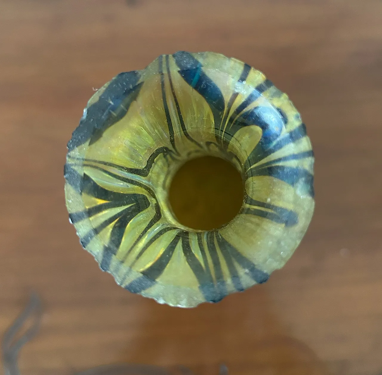 Vaso in vetro iridescente Art Nouveau, anni '20 12