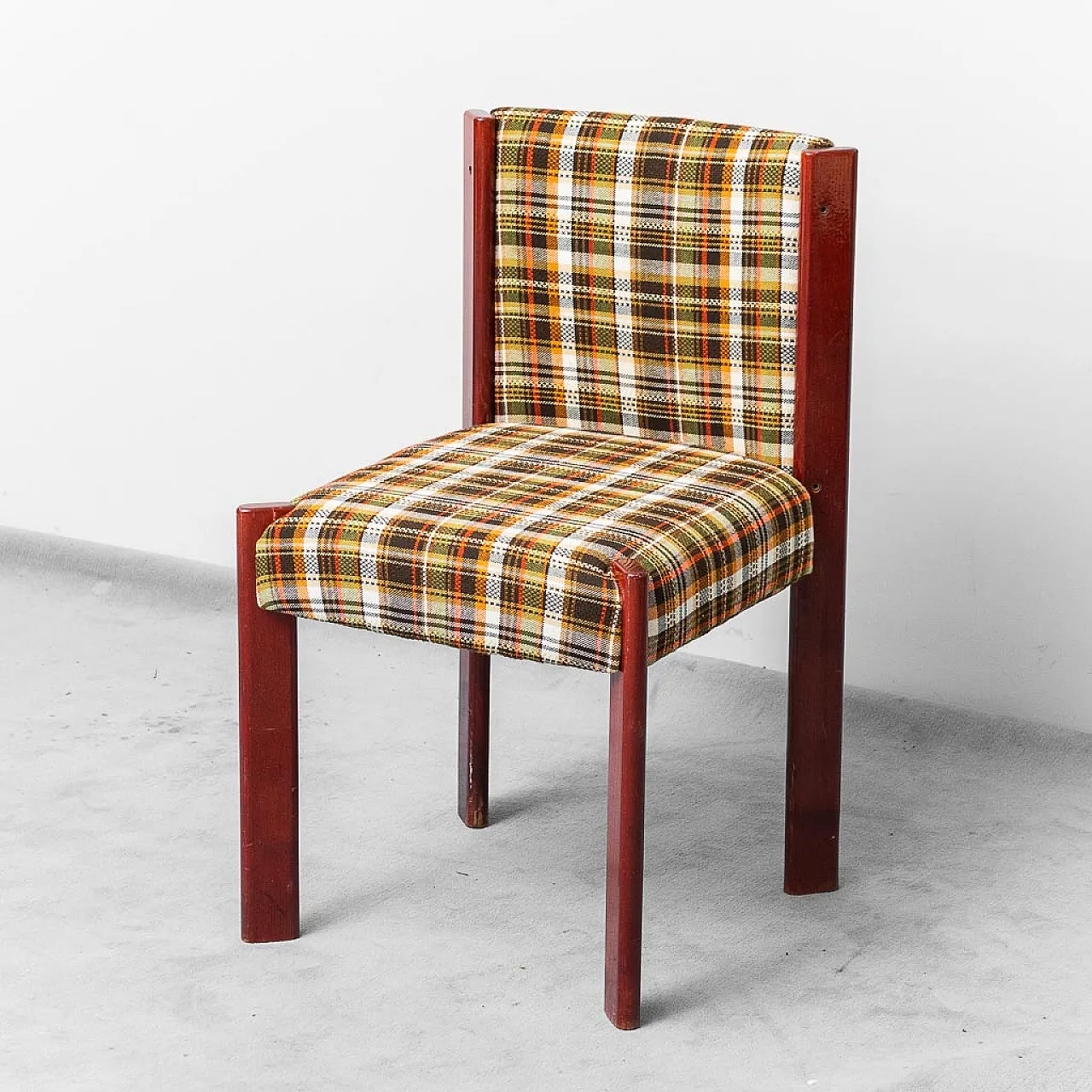 Set 4 wooden and fabric chairs, 70s 6